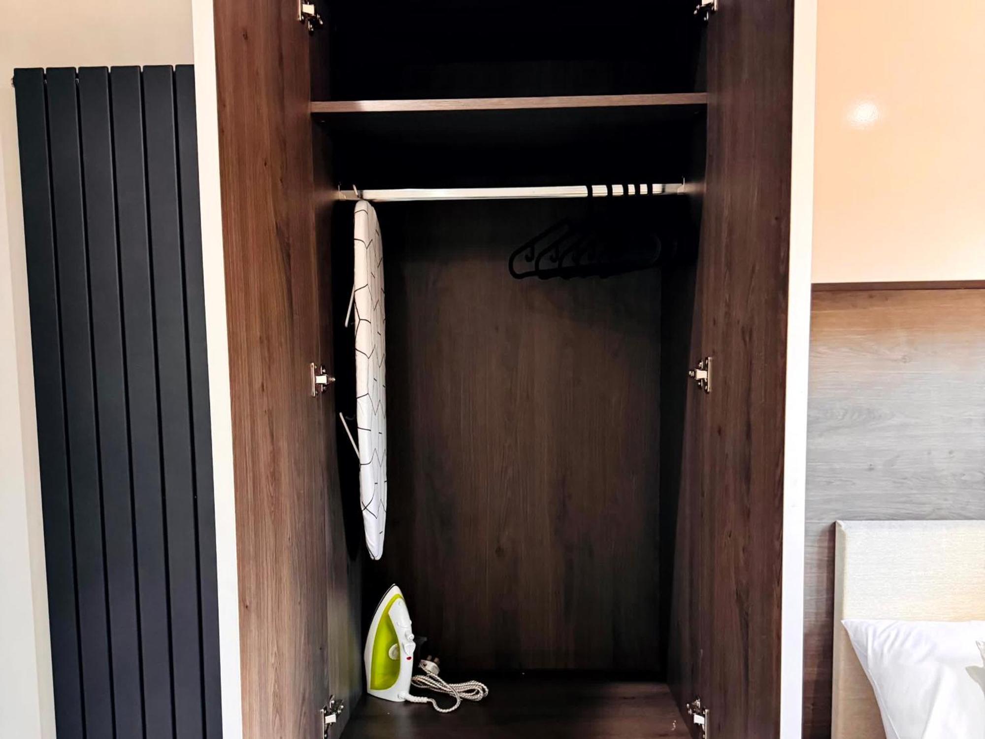 Apartamento Stylish Near Cathedral & Spon Street