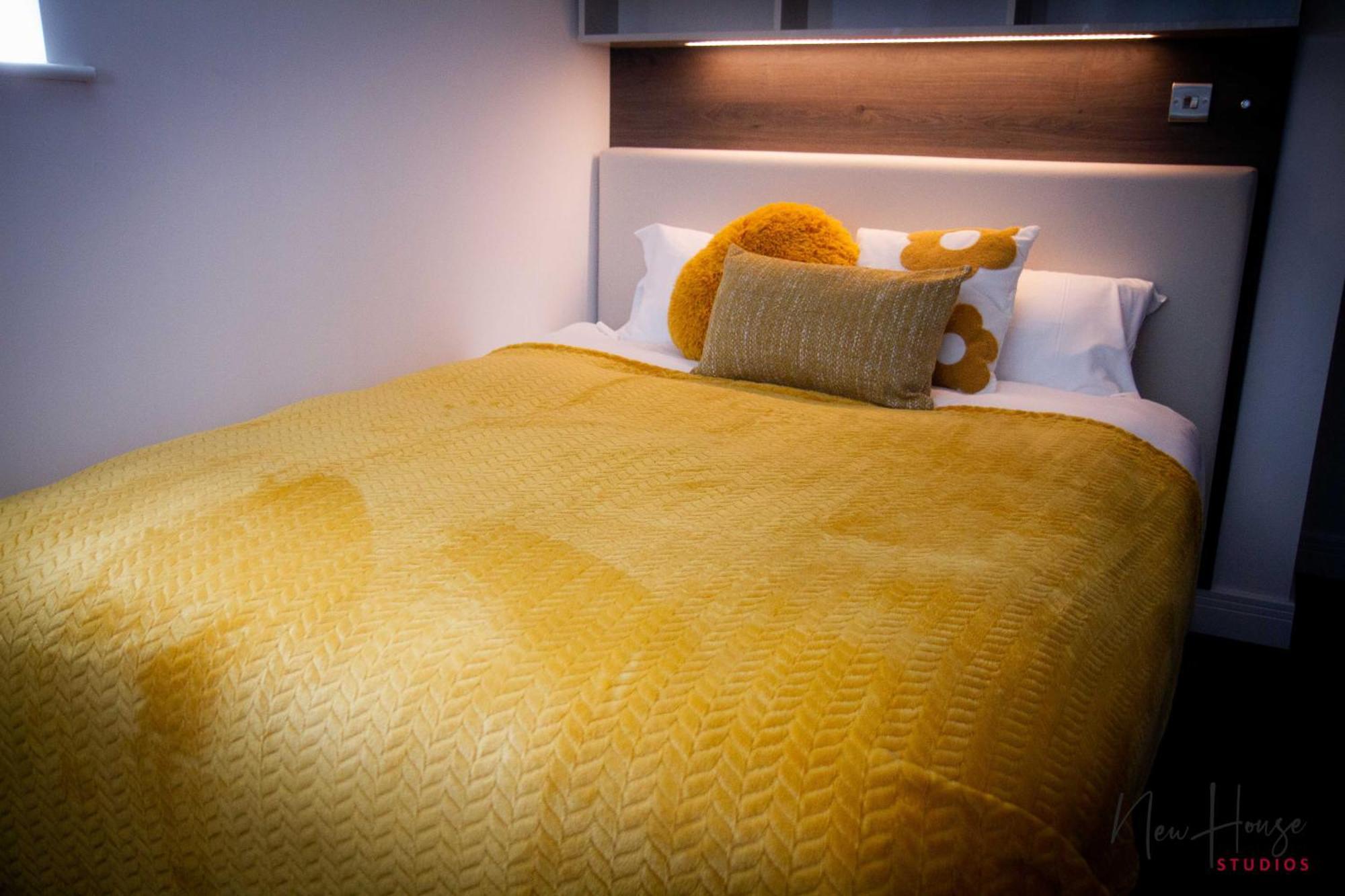 Stylish Near Cathedral & Spon Street Apartamento Coventry
